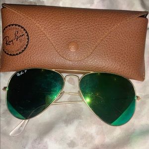Ray•Ban RB3025 Green Lens Sunglasses - POLARIZED